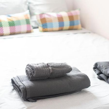 Traditional Rooms In Eixample Barcelona Luaran gambar