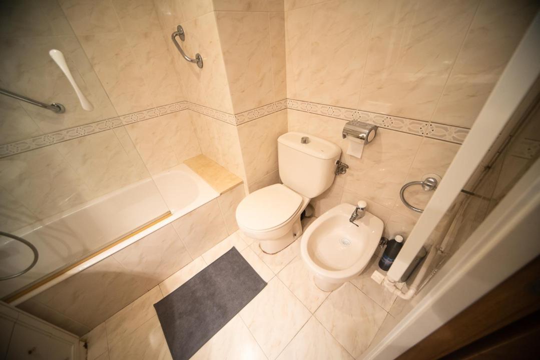 Traditional Rooms In Eixample Barcelona Luaran gambar